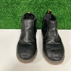 Pat Pat Black Boots Size 31/ 12 toddler